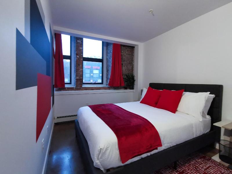 Cameo Hotel And Suites