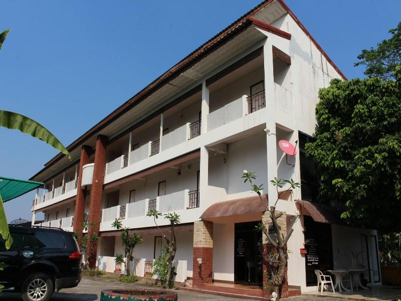 Oyo 75420 Howto Hotel image