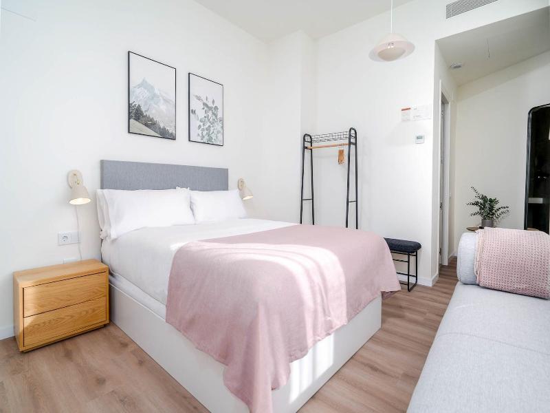 Limehome Valencia Carrer De Sant Jacint image