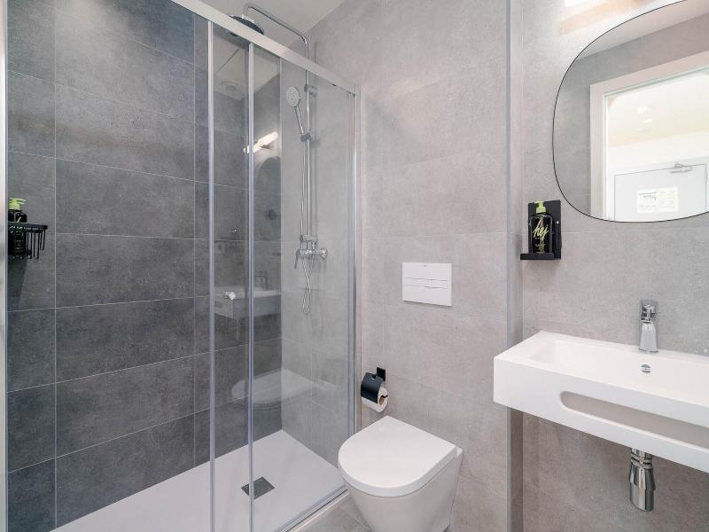 Limehome Valencia Carrer De Sant Jacint image