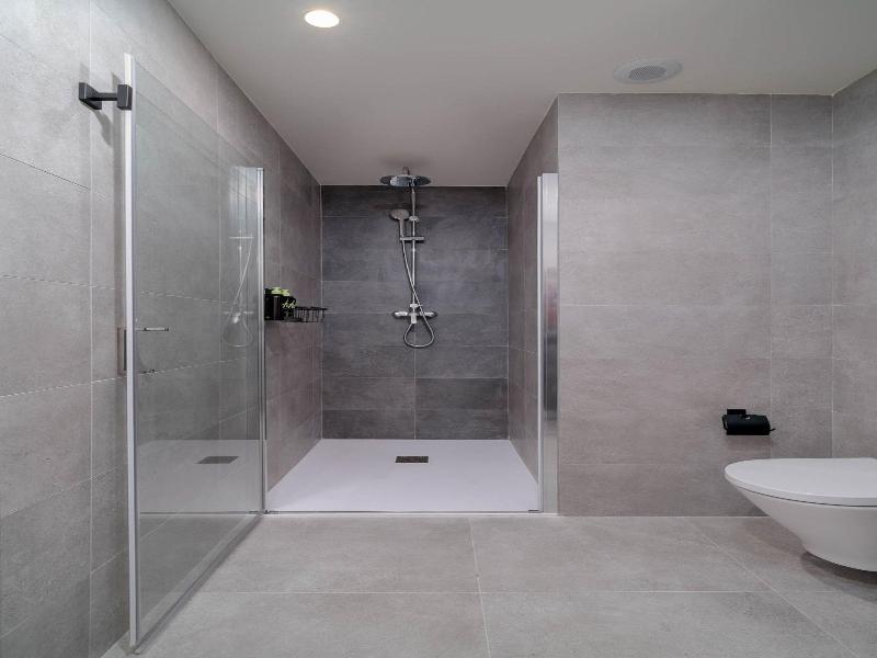 Limehome Valencia Carrer De Sant Jacint image