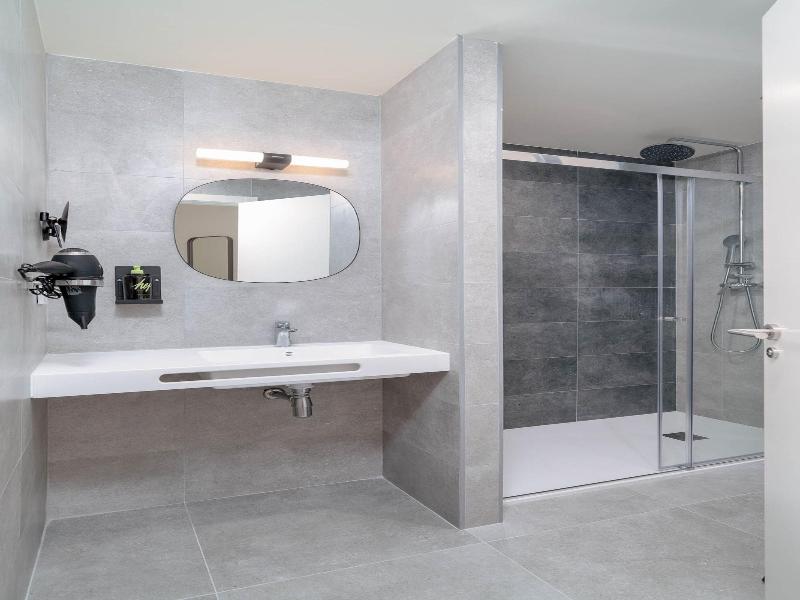 Limehome Valencia Carrer De Sant Jacint image