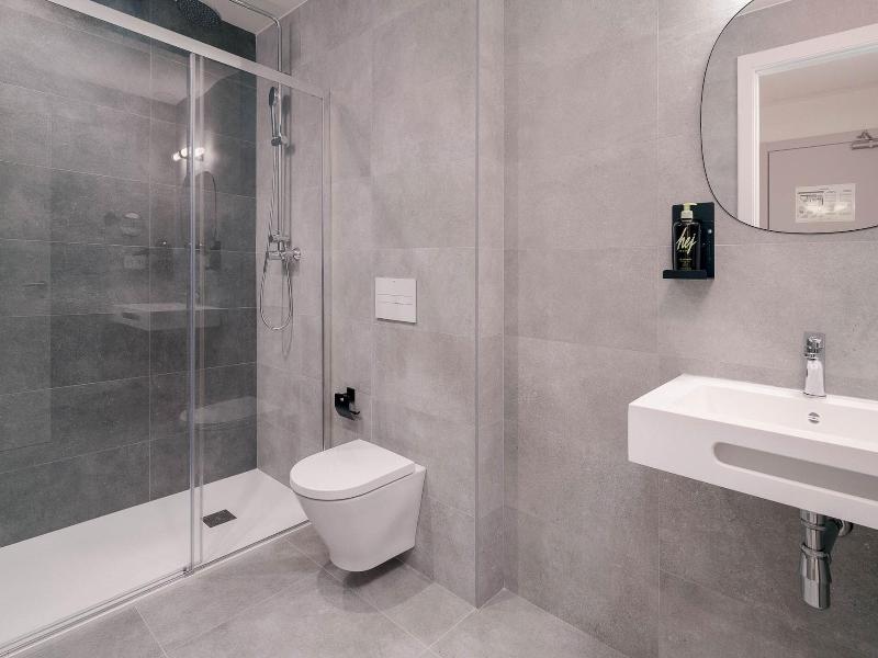 Limehome Valencia Carrer De Sant Jacint image