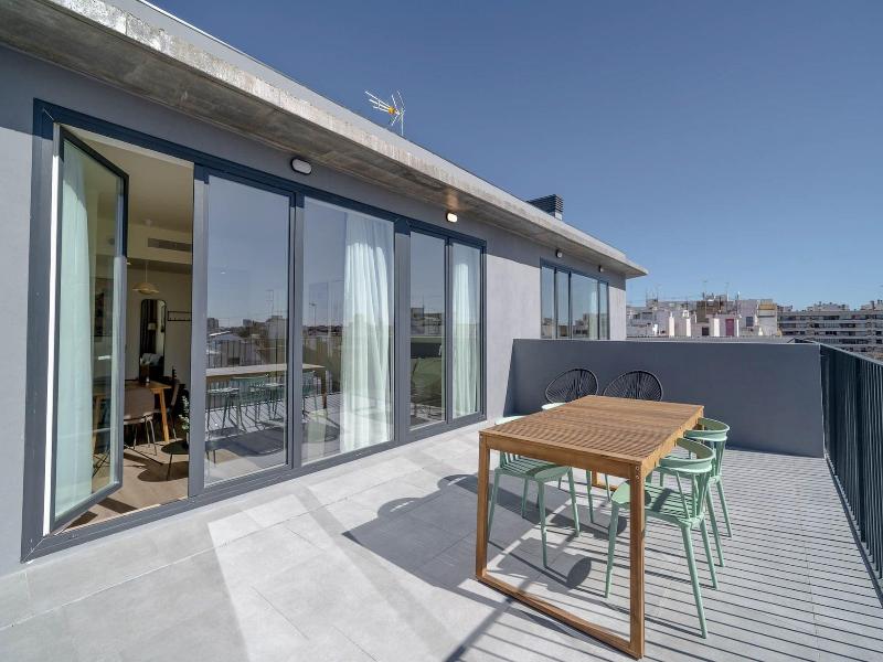 Limehome Valencia Carrer De Sant Jacint image