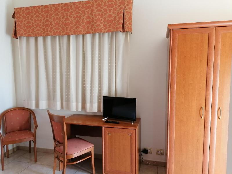 Hotel Giardino image
