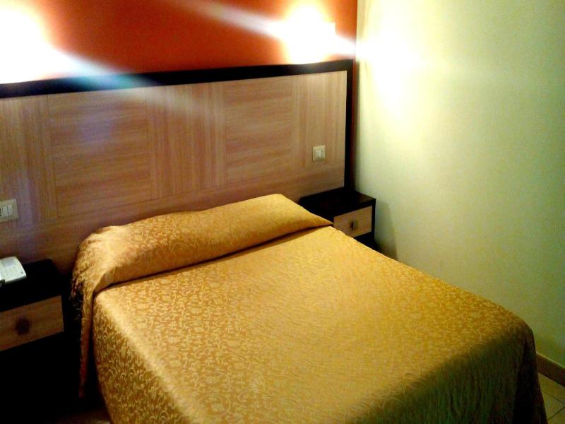 Hotel Giardino image