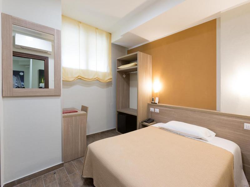 Hotel La Campagnola image