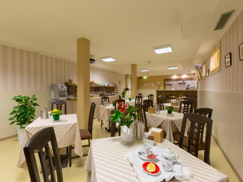 Hotel La Campagnola image