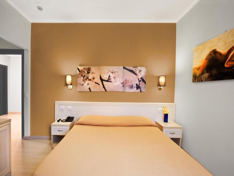 Hotel La Campagnola image