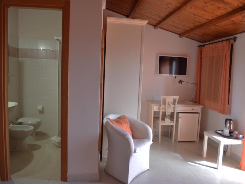 Domus Romulea image