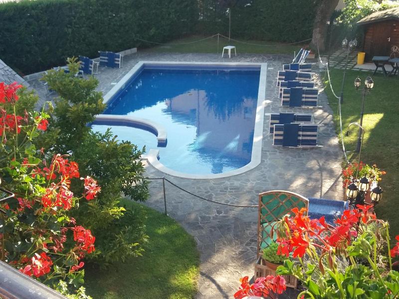 Albergo Montenerone image
