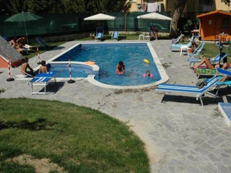 Albergo Montenerone image