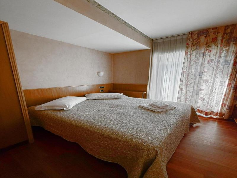 Hotel Lory & Ristorante Ferraro image