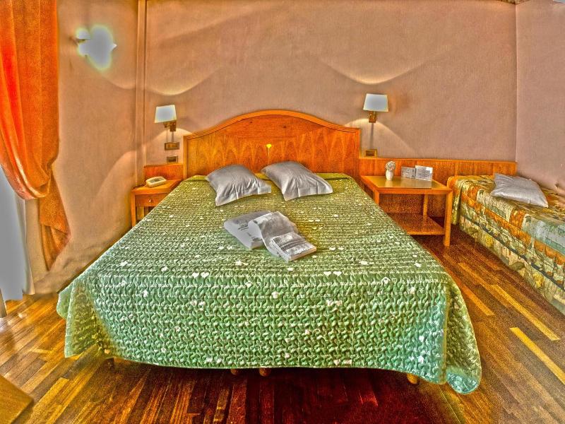 Hotel Lory & Ristorante Ferraro image