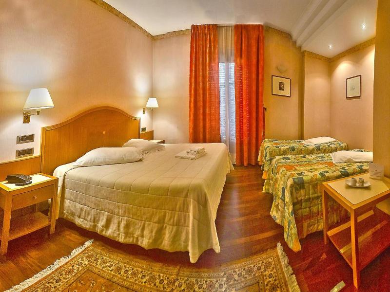 Hotel Lory & Ristorante Ferraro image