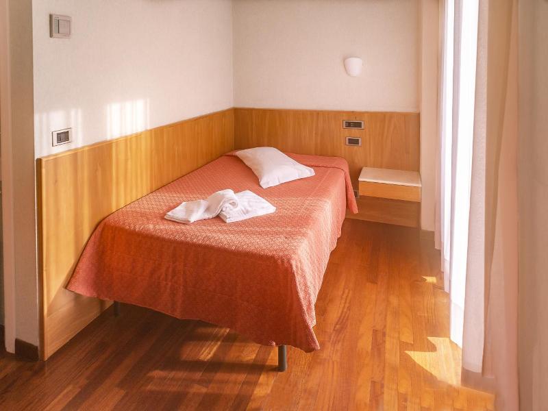Hotel Lory & Ristorante Ferraro image