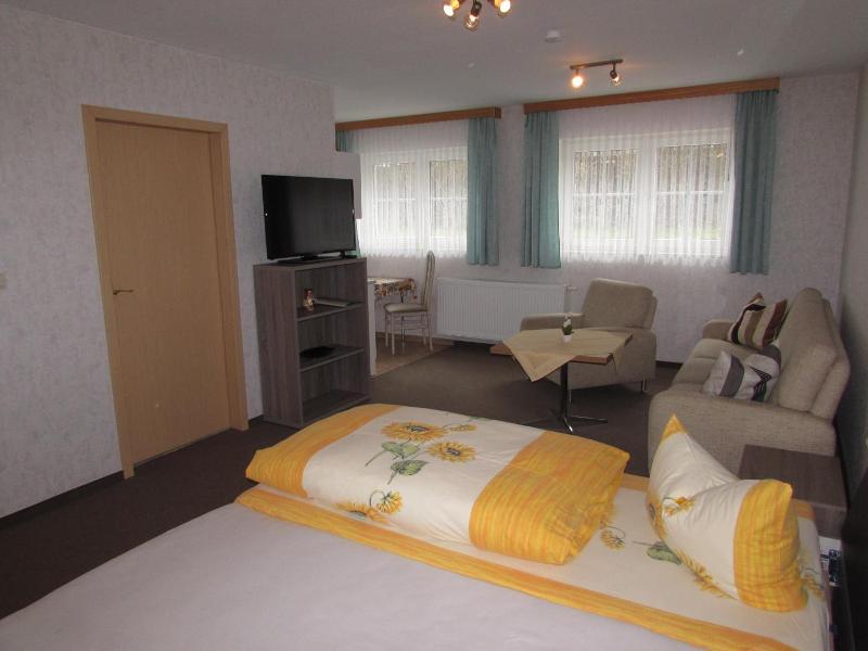 Pension Am Heiderand image