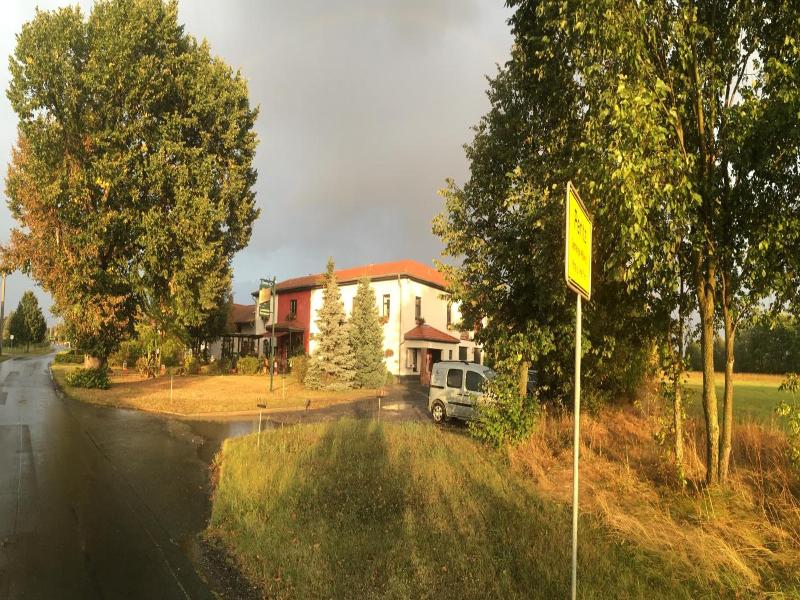 Lindenhof Peritz image