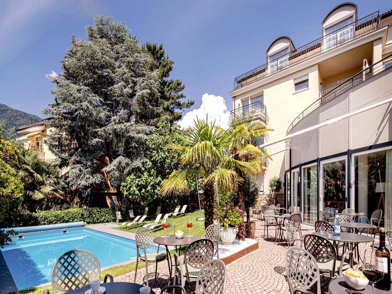 Hotel Villa Laurus image