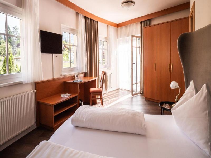 Hotel Villa Laurus image