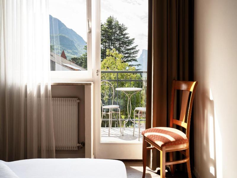 Hotel Villa Laurus image