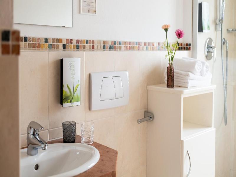 Hotel Villa Laurus image