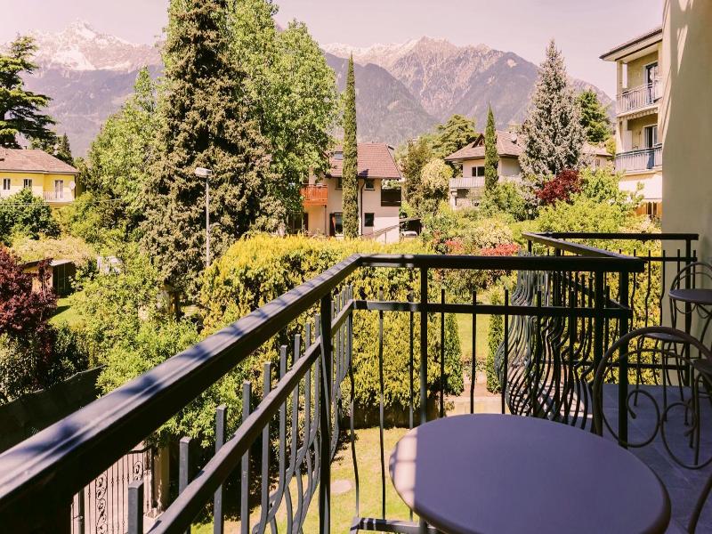 Hotel Villa Laurus image