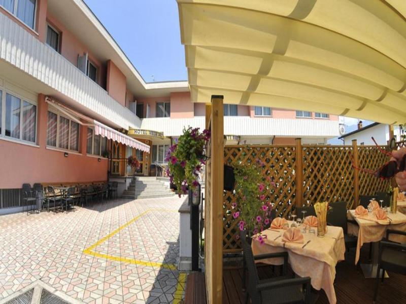 Hotel Vela image