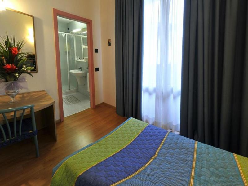 Hotel Vela image