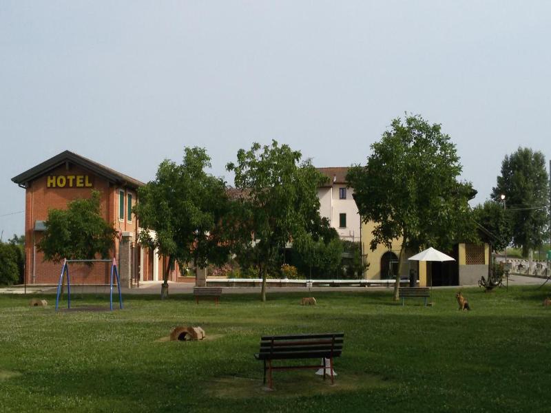 Albergo Del Po image