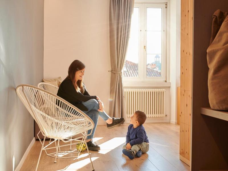 Lainez Rooms & Suites image