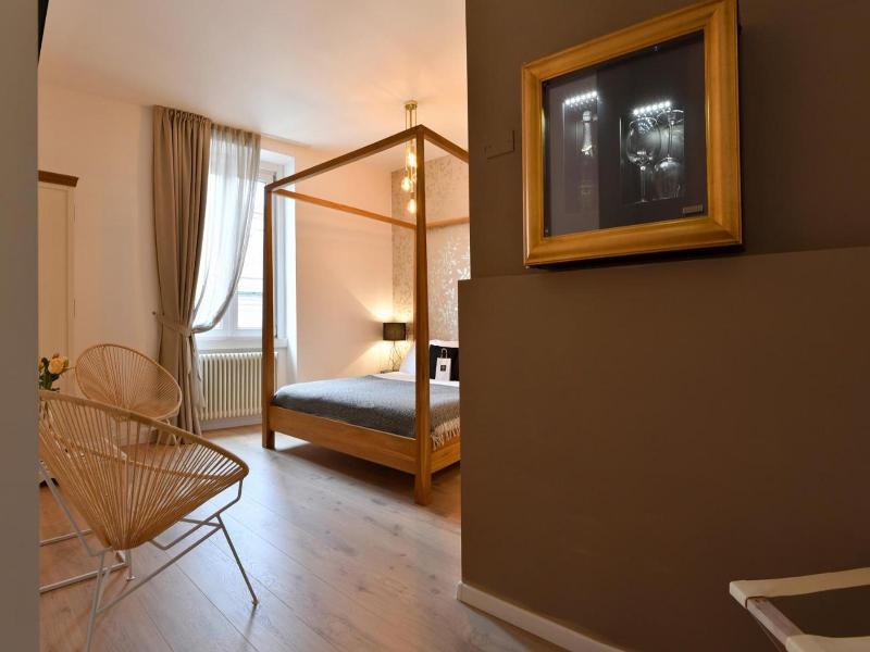 Lainez Rooms & Suites image