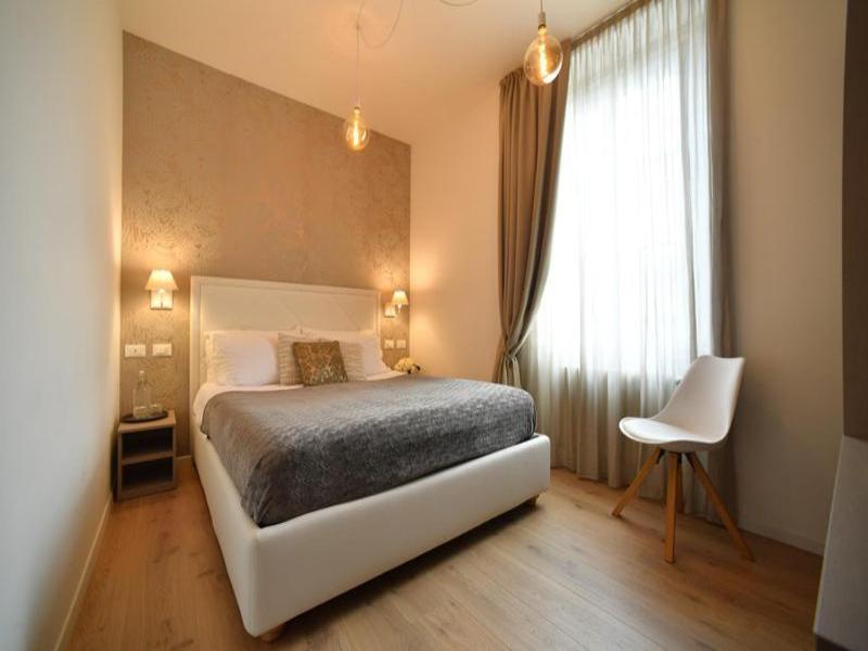 Lainez Rooms & Suites image