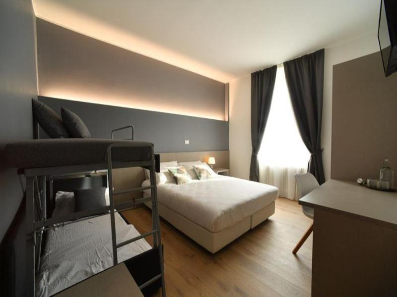 Lainez Rooms & Suites image