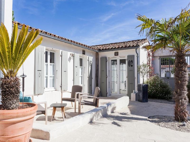 Hotel Les Bois Flottais image