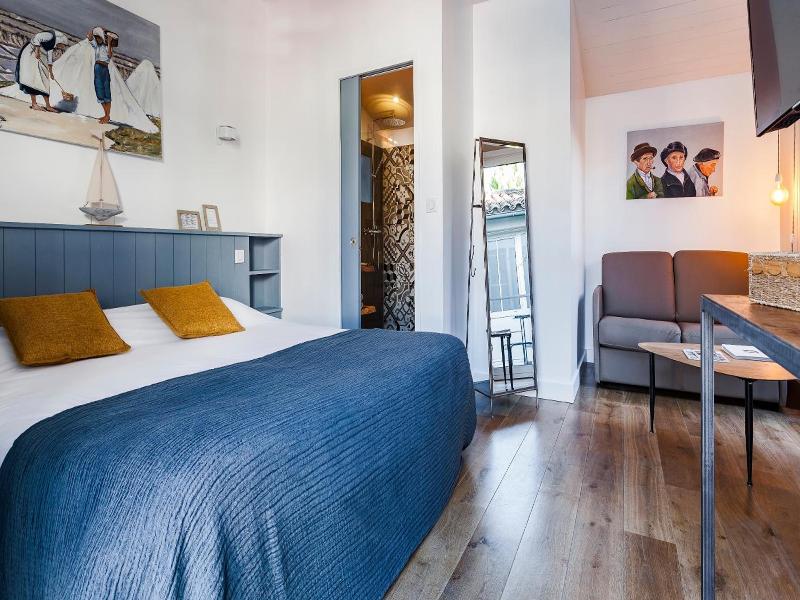 Hotel Les Bois Flottais image