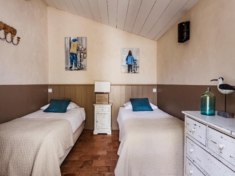 Hotel Les Bois Flottais image