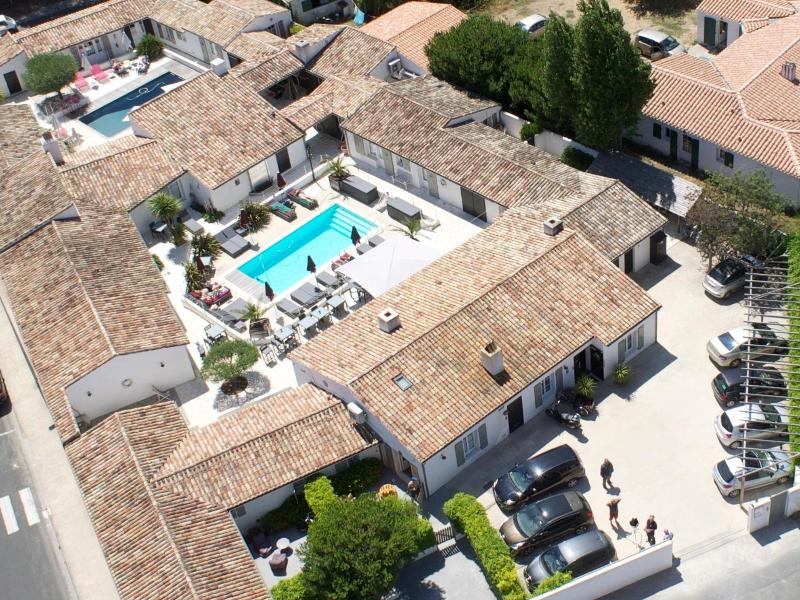 Hotel Les Bois Flottais image