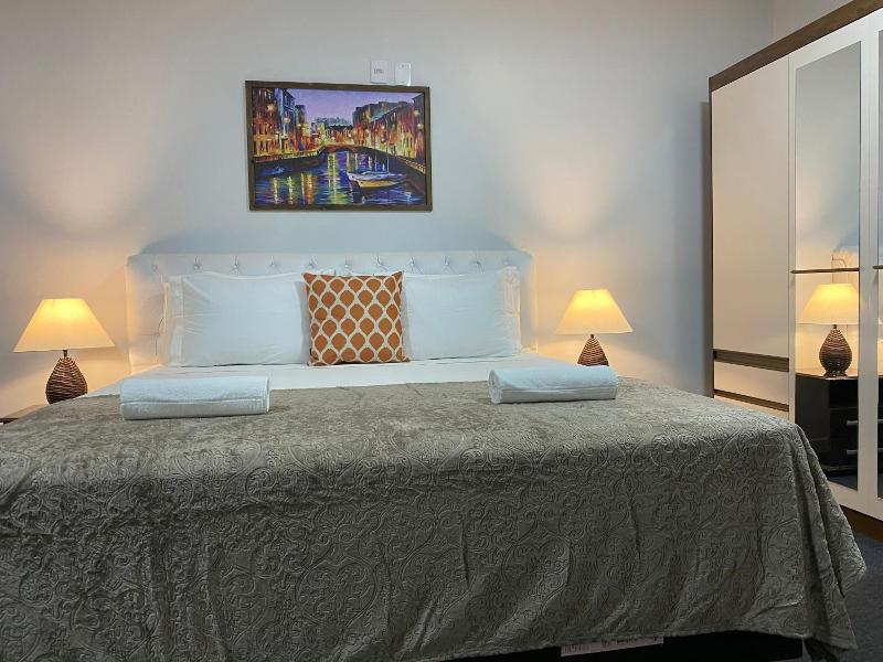 Quarto Luxo Silver image