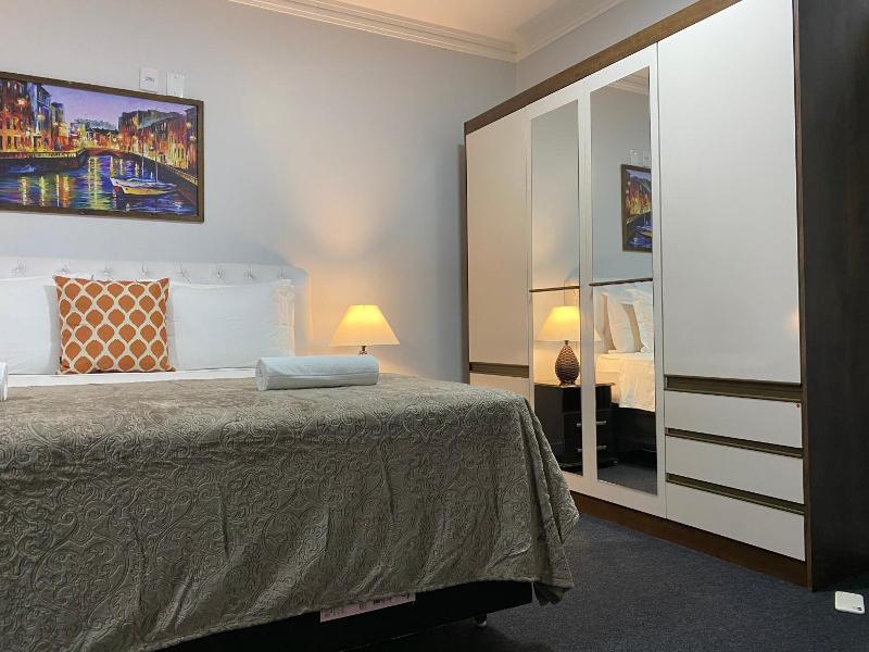 Quarto Luxo Silver image