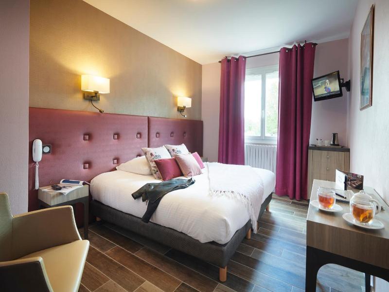 Pont Du Chalon Hôtel And Restaurant image