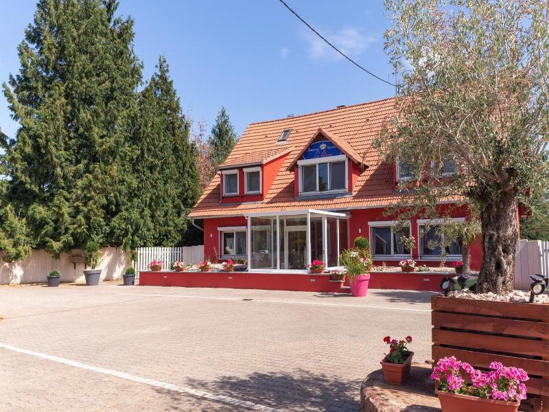 Hôtel Restaurant La Couronne image