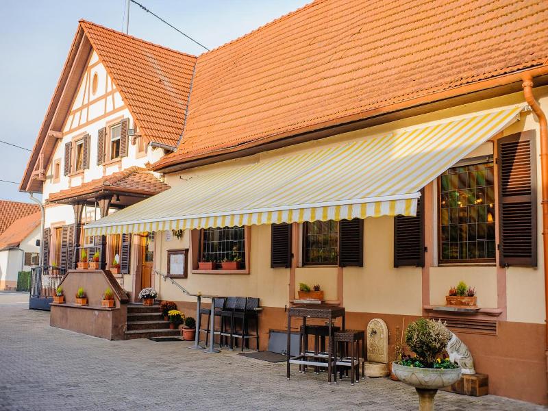 Hôtel Restaurant La Couronne image