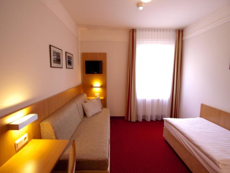 Hotel Jacobsberg image
