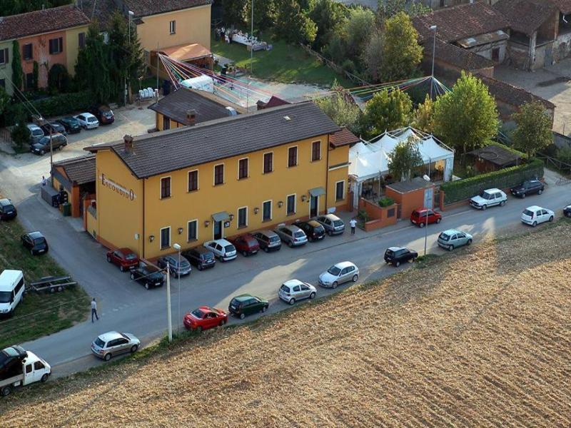 Albergo Escondido image