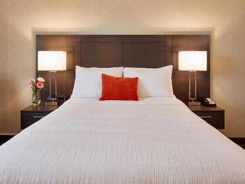 Travelway Inn Sudbury image