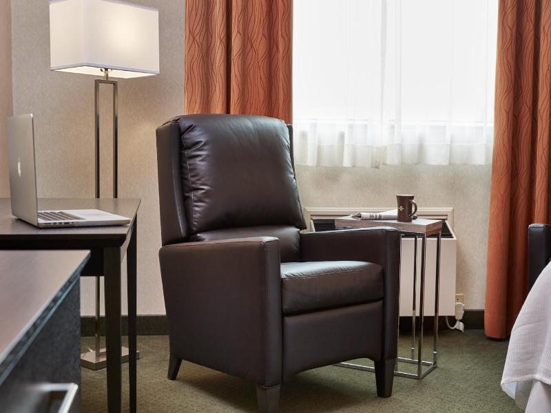 Travelway Inn Sudbury image
