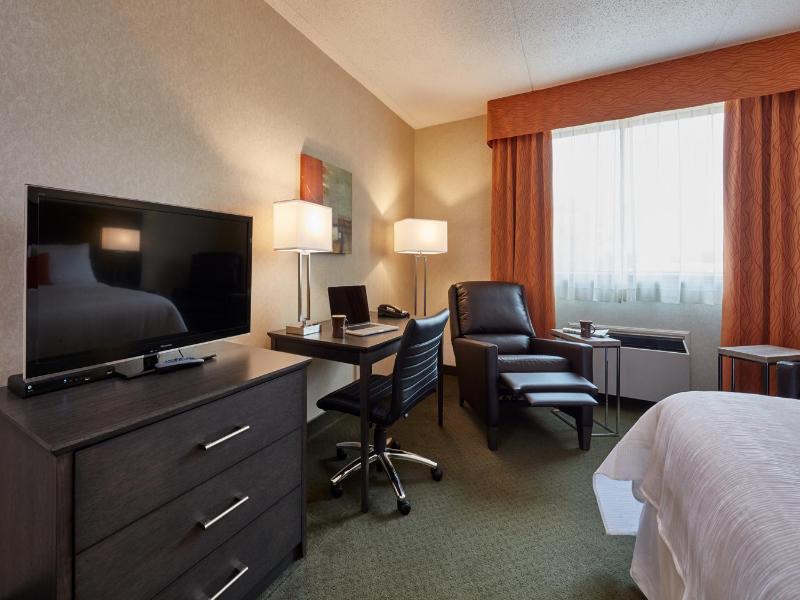 Travelway Inn Sudbury image