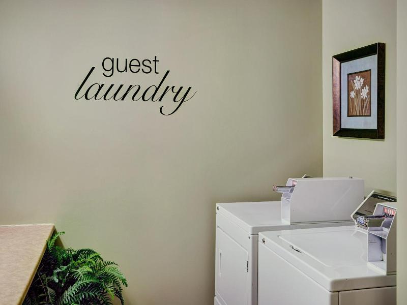 Travelway Inn Sudbury image