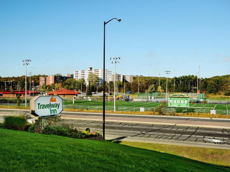 Travelway Inn Sudbury image